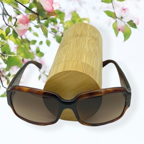 FENDI Sunglasses - Picture 8 of 12